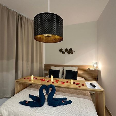 Mieuxqualhotel Jacuzzi Privatif La Parenthese Bordeaux Dış mekan fotoğraf