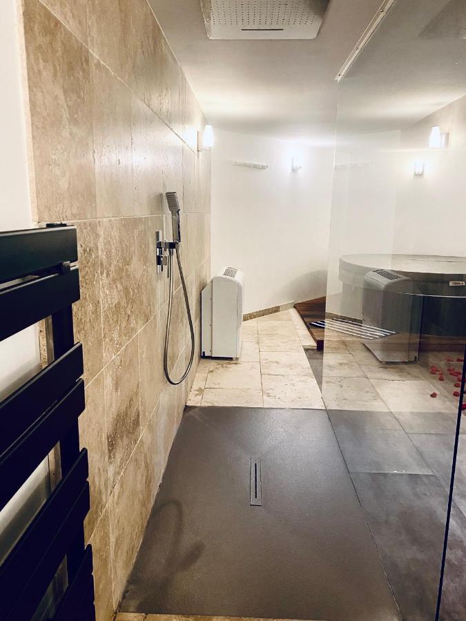 Mieuxqualhotel Jacuzzi Privatif La Parenthese Bordeaux Dış mekan fotoğraf