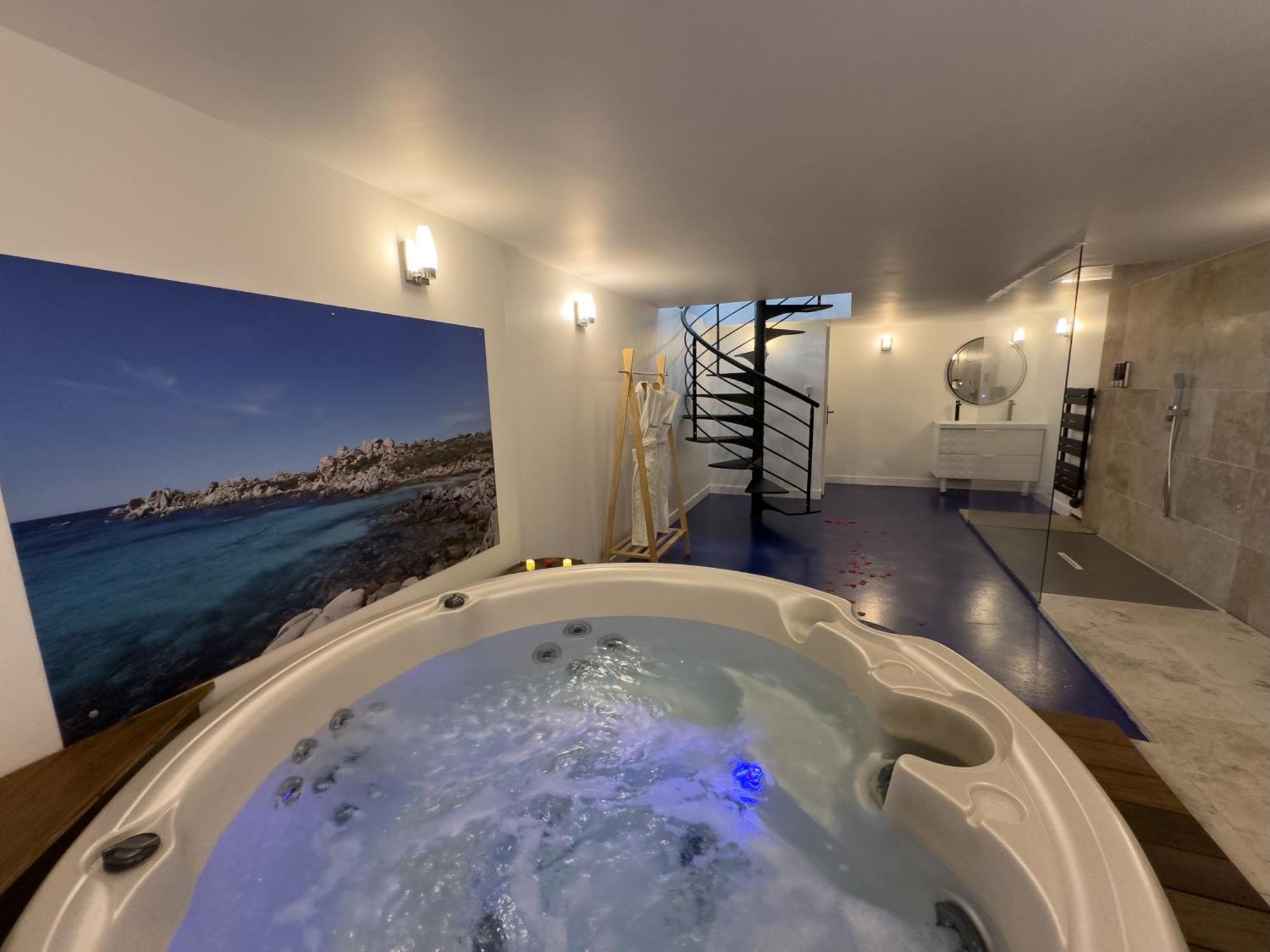 Mieuxqualhotel Jacuzzi Privatif La Parenthese Bordeaux Dış mekan fotoğraf